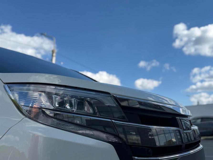 Toyota Noah III (R80) Рестайлинг Омск  - изображение 15