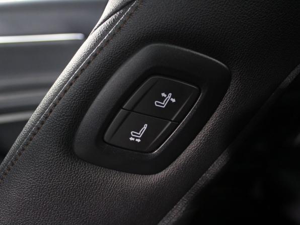 Toyota Camry VIII (XV70) Рестайлинг с пробегом 2022 года, цена 3 645 000 рублей, 77000 км, седан, Автокод Объявления
