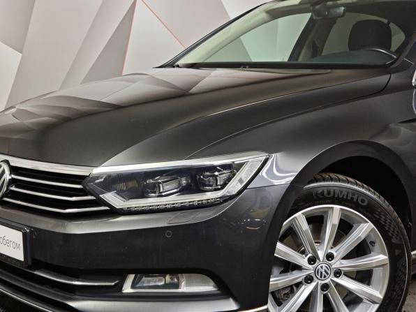 Volkswagen Passat B8 с пробегом 2017 года, цена 1 815 000 рублей, 181765 км, седан, Автокод Объявления