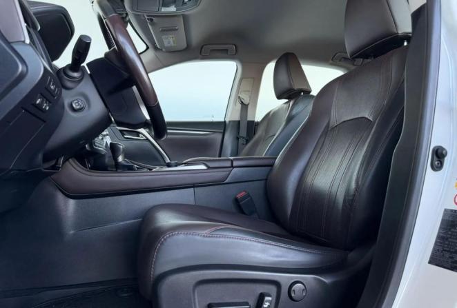 Lexus RX IV с пробегом 2018 года, цена 4 650 000 рублей, 100926 км, внедорожник, Автокод Объявления