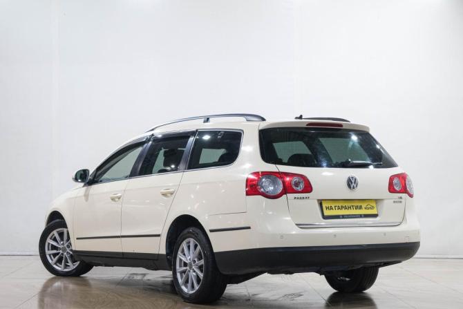 Volkswagen Passat B6 с пробегом 2009 года, цена 799 000 рублей, 218000 км, универсал, Автокод Объявления