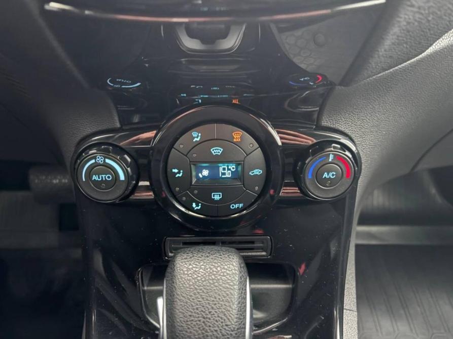 Ford Fiesta Mk6 Рестайлинг Нижний Тагил  - изображение 19