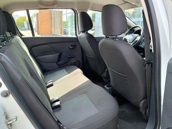 Renault Sandero II Рестайлинг с пробегом 2019 года, цена 1 139 000 рублей, 101028 км, хэтчбек, Автокод Объявления