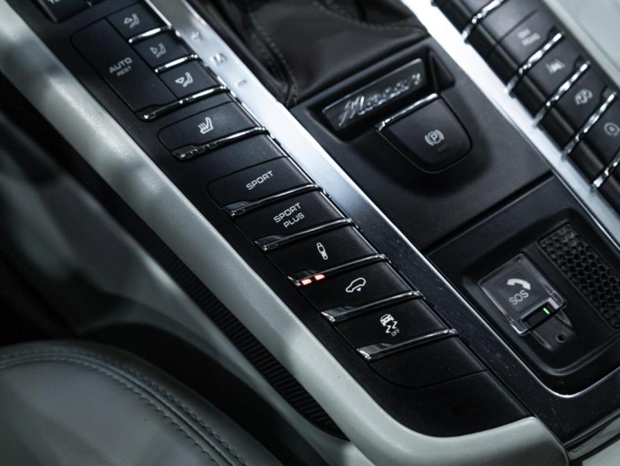 Porsche Macan I Санкт-Петербург  - изображение 33