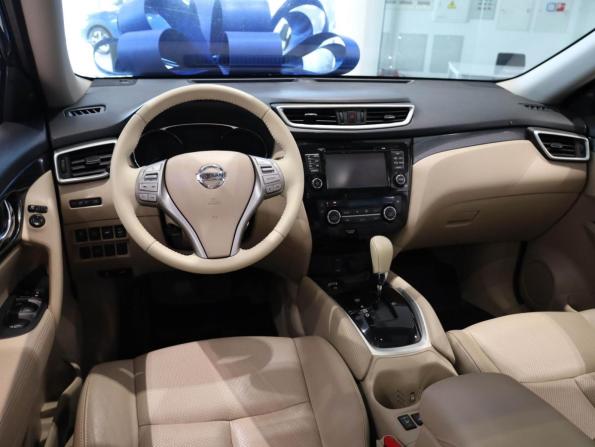 Nissan X-Trail III с пробегом 2015 года, цена 1 789 000 рублей, 131227 км, внедорожник, Автокод Объявления