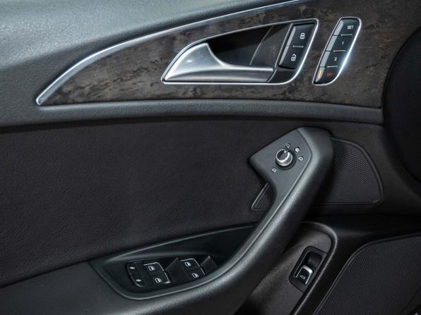 Audi A6 IV (C7) Рестайлинг с пробегом 2017 года, цена 2 310 000 рублей, 210000 км, седан, Автокод Объявления