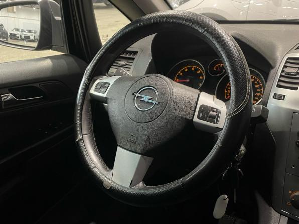 Opel Zafira B Рестайлинг с пробегом 2010 года, цена 544 000 рублей, 317642 км, компактвэн, Автокод Объявления