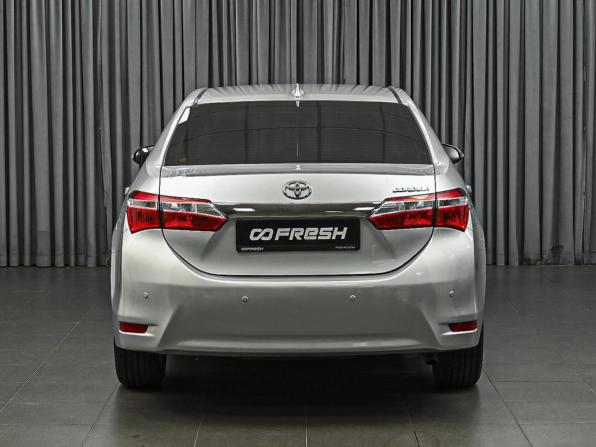 Toyota Corolla XI (E160 E170 E180) Рестайлинг 1 с пробегом 2017 года, цена 1 448 000 рублей, 124000 км, седан, Автокод Объявления
