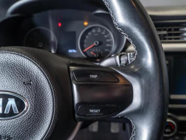Kia Rio IV с пробегом 2018 года, цена 1 330 000 рублей, 86670 км, седан, Автокод Объявления