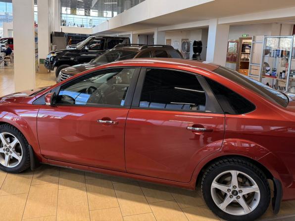 Ford Focus II Рестайлинг с пробегом 2010 года, цена 649 000 рублей, 138667 км, седан, Автокод Объявления