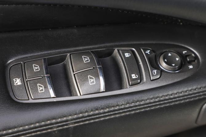 Infiniti JX с пробегом 2013 года, цена 2 149 000 рублей, 139623 км, внедорожник, Автокод Объявления