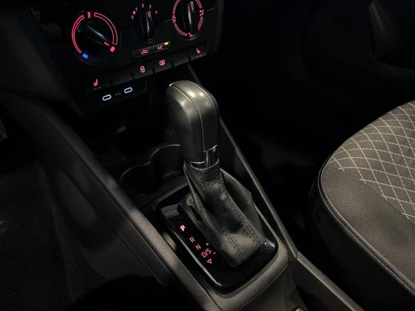 Volkswagen Polo VI с пробегом 2021 года, цена 1 698 000 рублей, 63427 км, лифтбек, Автокод Объявления