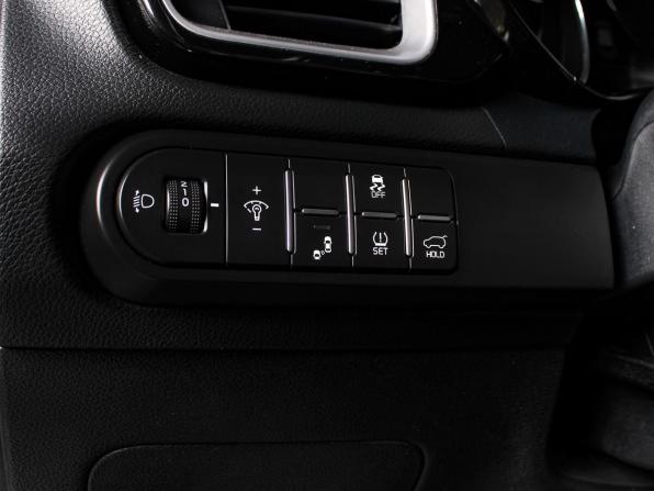 Kia Ceed III с пробегом 2021 года, цена 1 765 000 рублей, 109300 км, универсал, Автокод Объявления