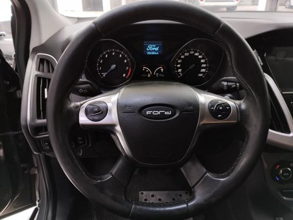 Ford Focus III с пробегом 2011 года, цена 910 000 рублей, 204302 км, хэтчбек, Автокод Объявления