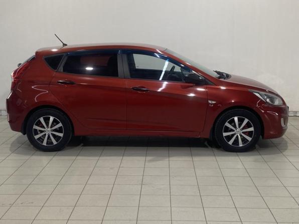 Hyundai Solaris I с пробегом 2013 года, цена 681 000 рублей, 239230 км, хэтчбек, Автокод Объявления