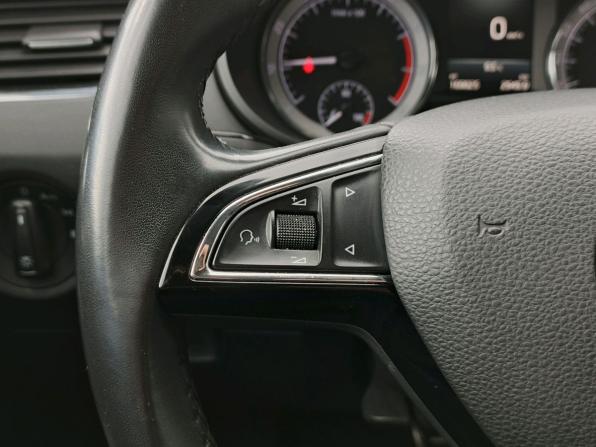 Skoda Octavia III (A7) Рестайлинг с пробегом 2018 года, цена 1 690 000 рублей, 169825 км, лифтбек, Автокод Объявления