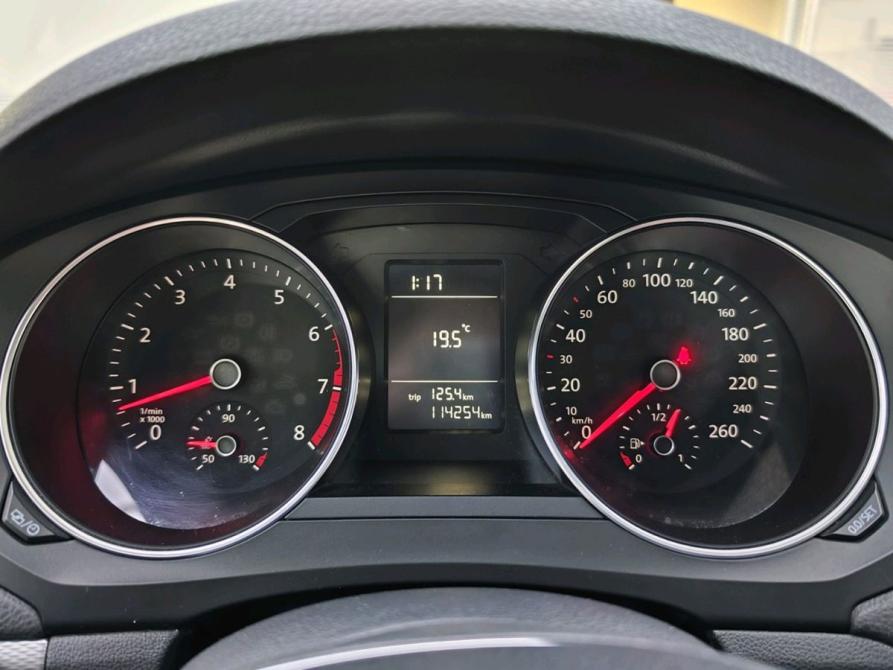 Volkswagen Jetta VI Рестайлинг Уфа  - изображение 13