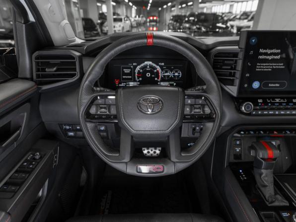 Toyota Sequoia III с пробегом 2023 года, цена 12 750 000 рублей, 25280 км, внедорожник, Автокод Объявления