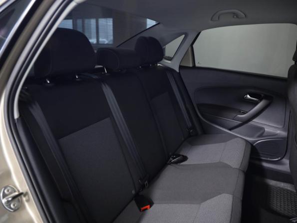 Volkswagen Polo V Рестайлинг с пробегом 2017 года, цена 1 419 000 рублей, 90401 км, седан, Автокод Объявления
