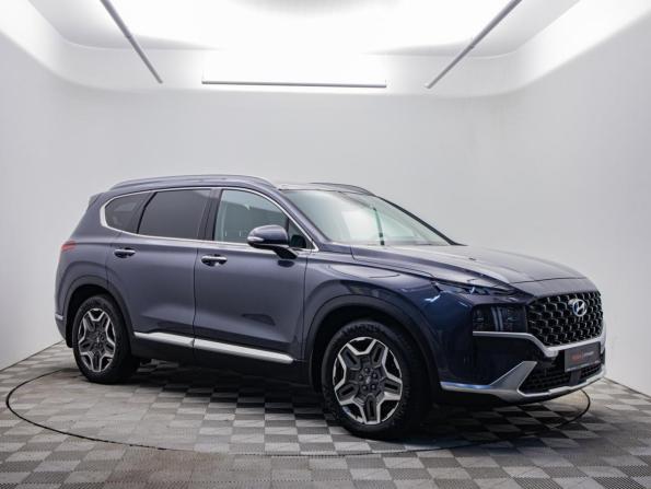 Hyundai Santa Fe IV Рестайлинг с пробегом 2023 года, цена 4 440 000 рублей, 38386 км, внедорожник, Автокод Объявления