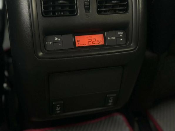 Nissan Pathfinder IV с пробегом 2014 года, цена 2 175 000 рублей, 61983 км, внедорожник, Автокод Объявления