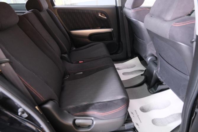 Honda Stream II Рестайлинг с пробегом 2011 года, цена 1 149 000 рублей, 120400 км, компактвэн, Автокод Объявления