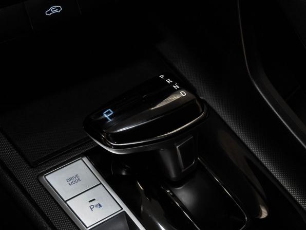Hyundai Elantra VII (CN7) Рестайлинг с пробегом 2023 года, цена 2 248 000 рублей, 24205 км, седан, Автокод Объявления