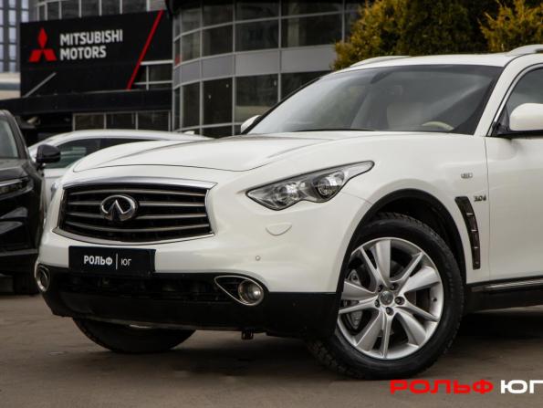 Infiniti QX70 с пробегом 2016 года, цена 2 108 000 рублей, 133950 км, внедорожник, Автокод Объявления