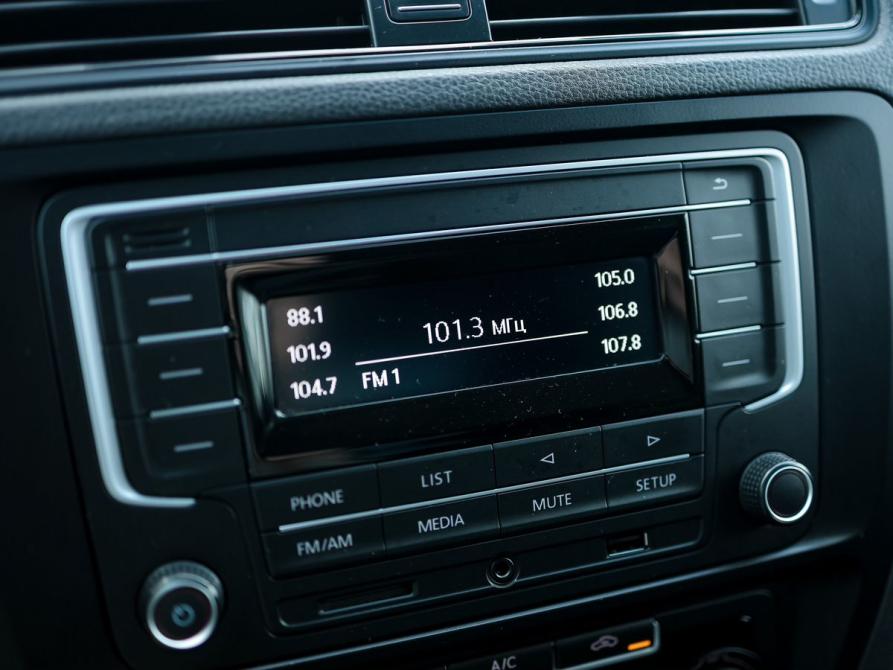 Volkswagen Jetta VI Рестайлинг Ижевск  - изображение 18