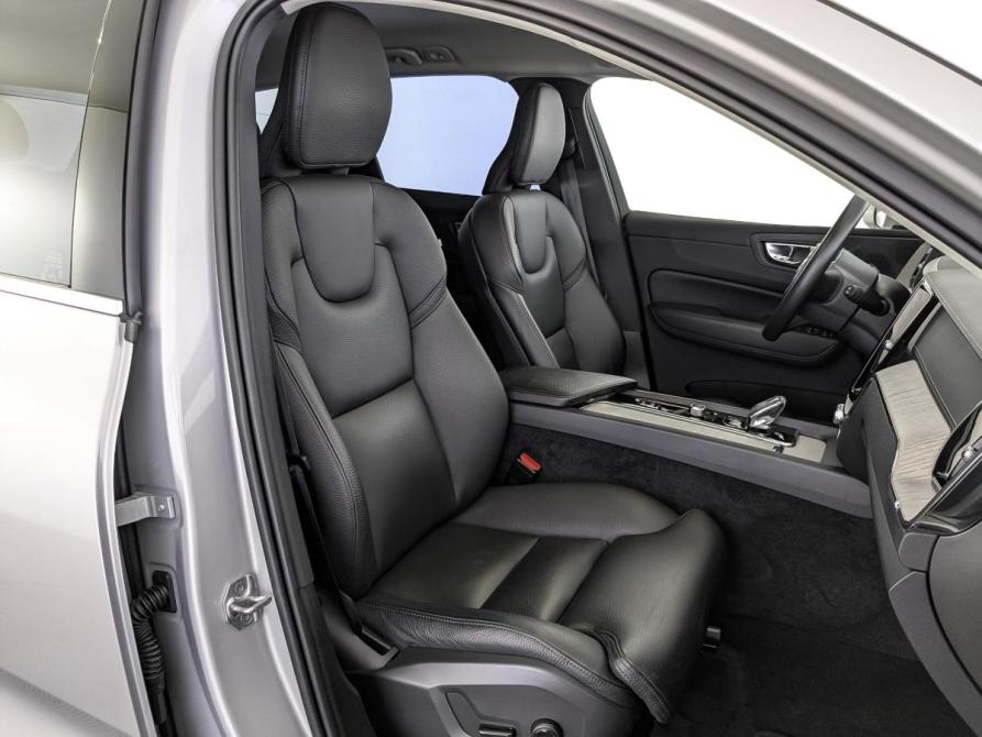 Volvo XC60 II Рестайлинг Москва  - изображение 24