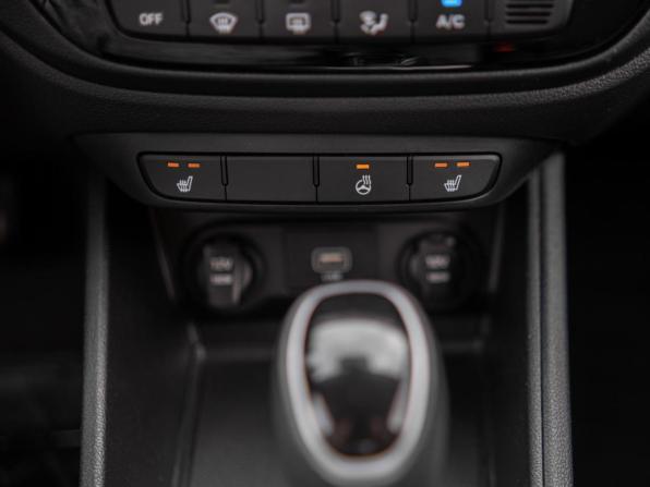 Hyundai Solaris II с пробегом 2020 года, цена 1 579 000 рублей, 48076 км, седан, Автокод Объявления