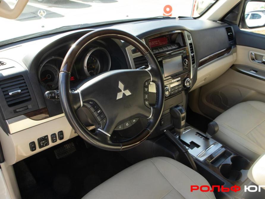 Mitsubishi Pajero IV Рестайлинг 2 Москва  - изображение 23