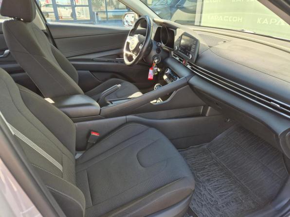 Hyundai Elantra VII (CN7) с пробегом 2021 года, цена 2 100 000 рублей, 69278 км, седан, Автокод Объявления
