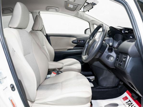 Toyota Wish II с пробегом 2010 года, цена 1 295 000 рублей, 105309 км, минивэн, Автокод Объявления