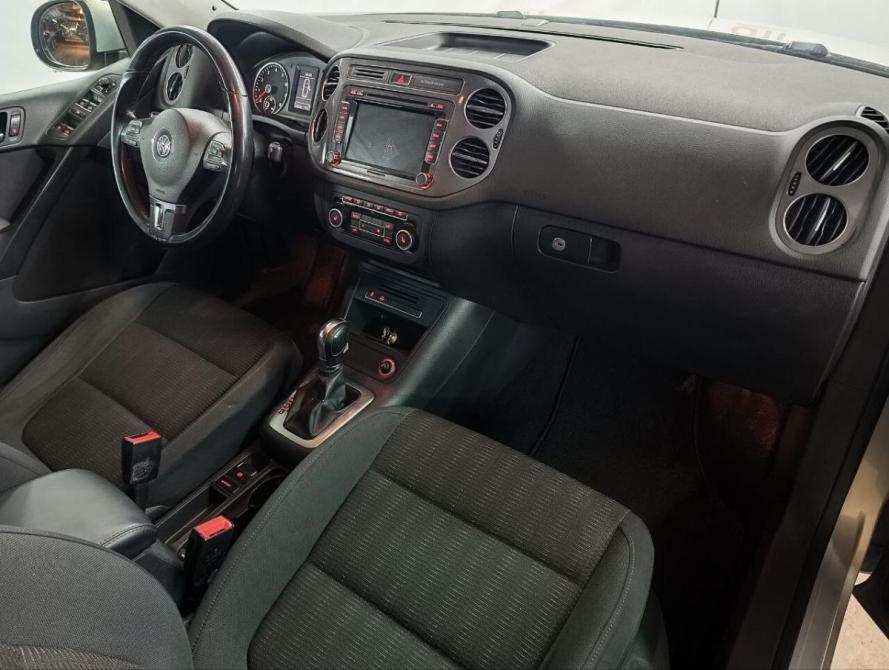 Volkswagen Tiguan I Рестайлинг Санкт-Петербург  - изображение 12