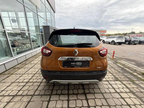 Renault Kaptur I Рестайлинг с пробегом 2021 года, цена 1 700 000 рублей, 59946 км, внедорожник, Автокод Объявления