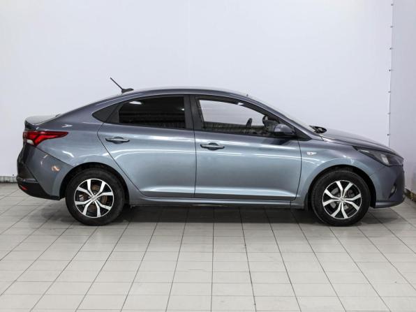 Hyundai Solaris II Рестайлинг с пробегом 2020 года, цена 1 399 000 рублей, 151520 км, седан, Автокод Объявления