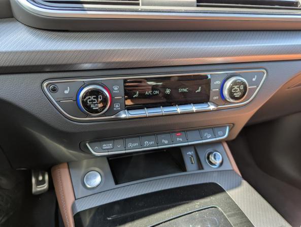 Audi Q5 II (FY) Рестайлинг с пробегом 2025 года, цена 6 350 000 рублей, 10 км, внедорожник, Автокод Объявления