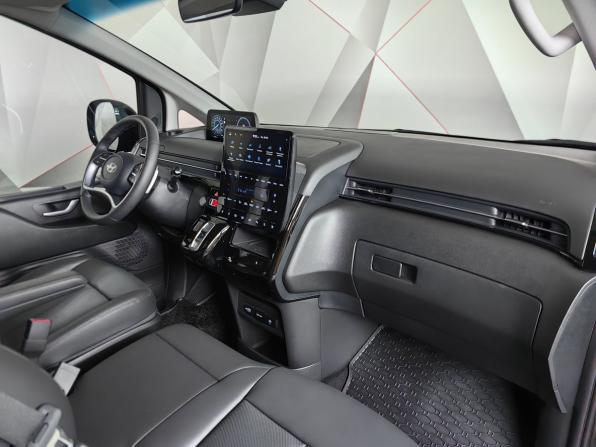 Hyundai Staria I с пробегом 2025 года, цена 8 250 000 рублей, 2040 км, минивэн, Автокод Объявления