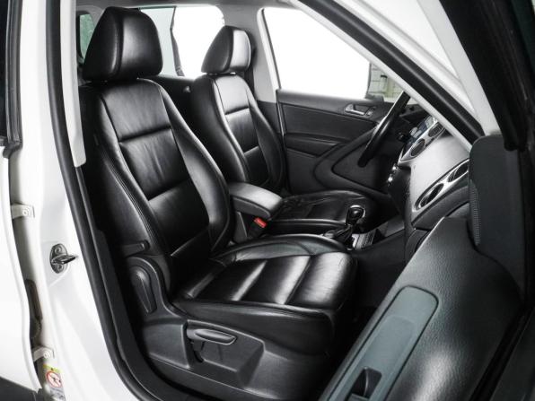 Volkswagen Tiguan I с пробегом 2010 года, цена 867 000 рублей, 291243 км, внедорожник, Автокод Объявления