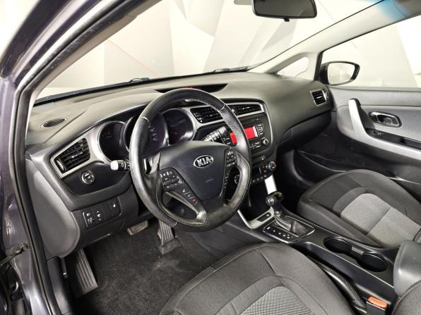 Kia Ceed II Рестайлинг с пробегом 2016 года, цена 1 300 000 рублей, 119843 км, универсал, Автокод Объявления