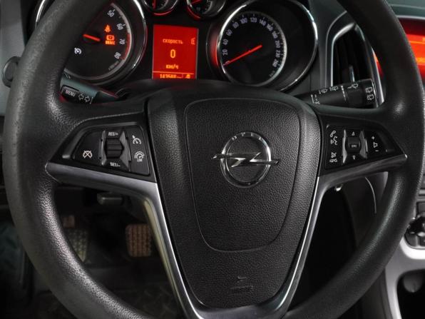 Opel Astra J Рестайлинг с пробегом 2011 года, цена 799 000 рублей, 143566 км, хэтчбек, Автокод Объявления