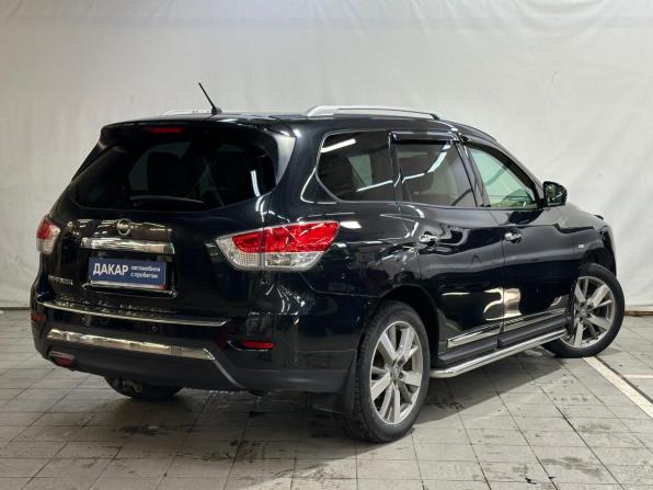 Nissan Pathfinder IV с пробегом 2016 года, цена 1 890 000 рублей, 117000 км, внедорожник, Автокод Объявления
