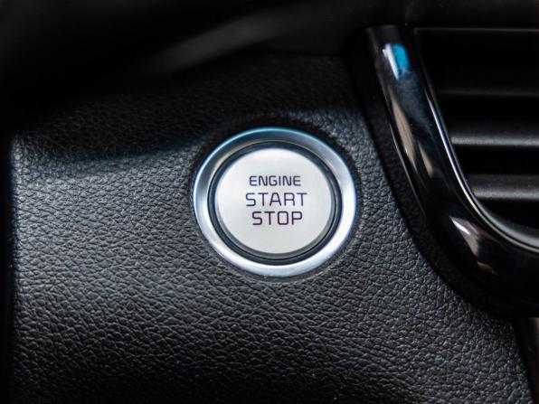 Kia Optima IV Рестайлинг с пробегом 2018 года, цена 1 918 000 рублей, 161489 км, седан, Автокод Объявления