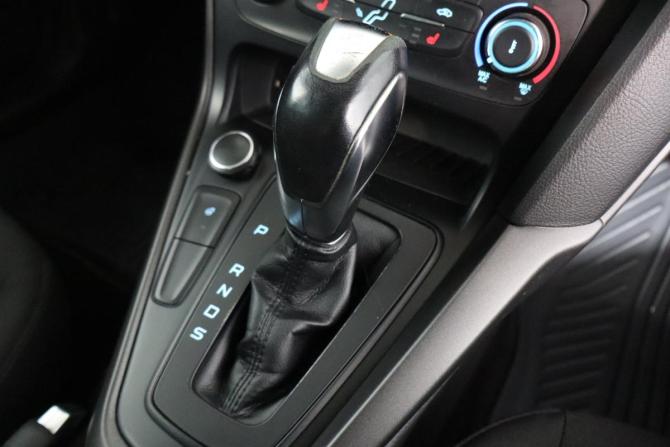 Ford Focus III Рестайлинг с пробегом 2017 года, цена 899 000 рублей, 225000 км, седан, Автокод Объявления