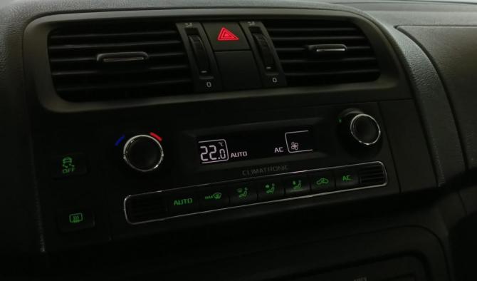 Skoda Fabia II Рестайлинг с пробегом 2011 года, цена 449 000 рублей, 242000 км, хэтчбек, Автокод Объявления