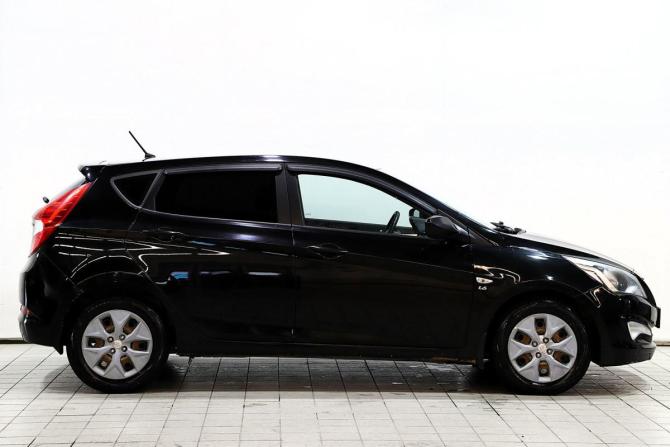 Hyundai Solaris I Рестайлинг с пробегом 2015 года, цена 798 000 рублей, 198000 км, хэтчбек, Автокод Объявления
