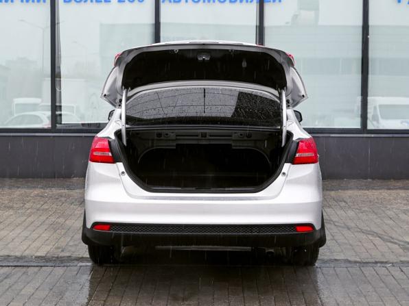 Ford Focus III Рестайлинг с пробегом 2018 года, цена 974 000 рублей, 180100 км, седан, Автокод Объявления