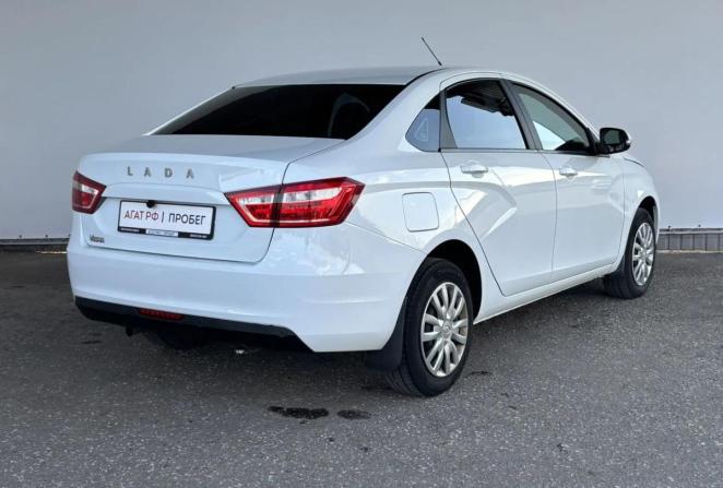 Lada (ВАЗ) Vesta I с пробегом 2021 года, цена 885 000 рублей, 93390 км, седан, Автокод Объявления