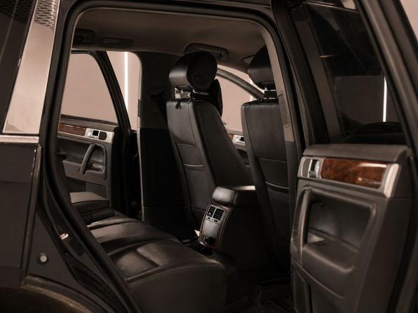 Volkswagen Touareg I Рестайлинг с пробегом 2008 года, цена 1 295 000 рублей, 240000 км, внедорожник, Автокод Объявления